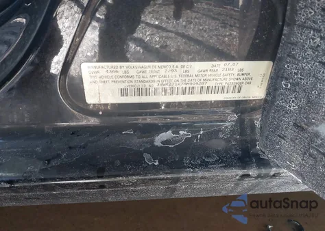 2008 Volkswagen Jetta Se/Sel z USA, uszkodzony, nr VIN 3VWRZ71K78M009287